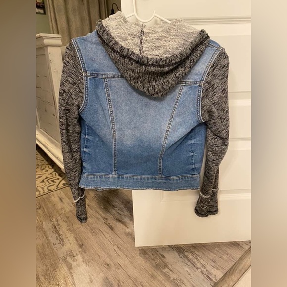 Jean Jacket - Picture 2 of 2